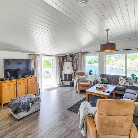 Pet Friendly In With Wifi Skudeneshavn